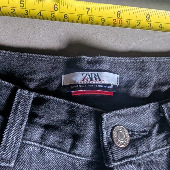 Zara x Charlotte Gainsbourg Collection Cigarette Jeans - Picture 8 of 16